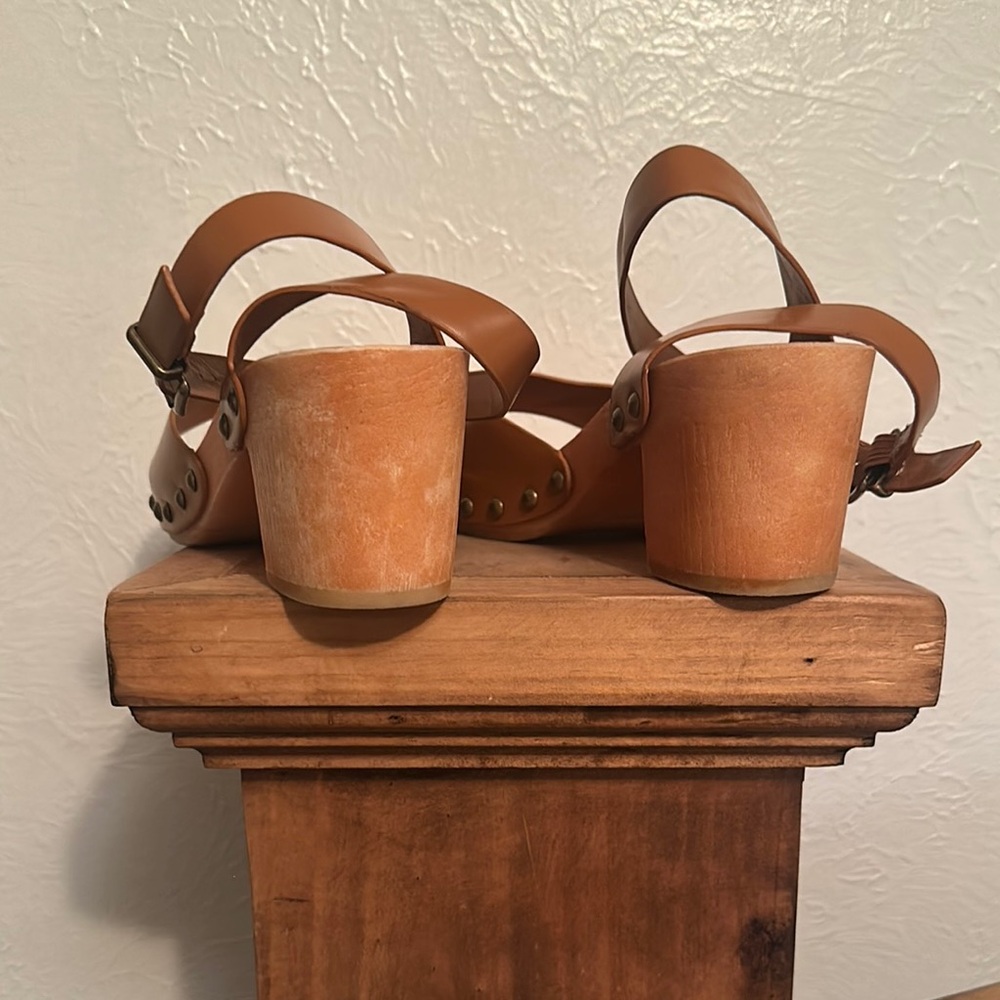 Lulu's Brown Leather Mules with Wooden Platform Size 9 - Picture 6 of 8